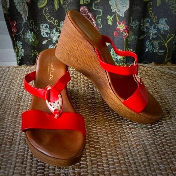 Contessa Italian Shoemakers Shoes - Contessa Italian Shoemakers Rhinestone Bling Red Wedge Sandals 7.5M